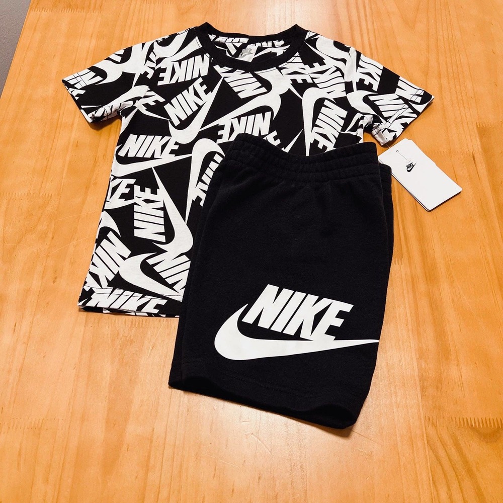 Nike Boys T-shirt and Shorts Set - Picture 4 of 7